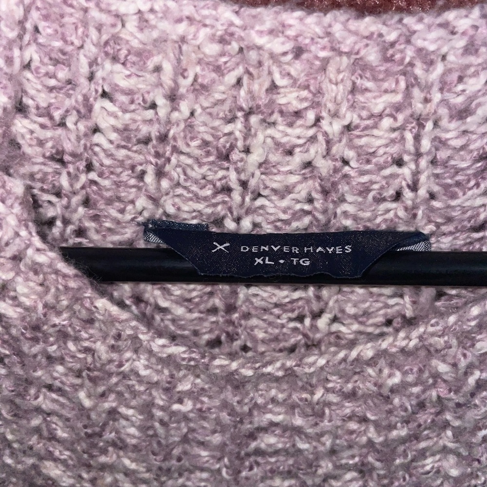 Denver Hayes Soft Lilac Crew Neck Sweater - Picture 3 of 3